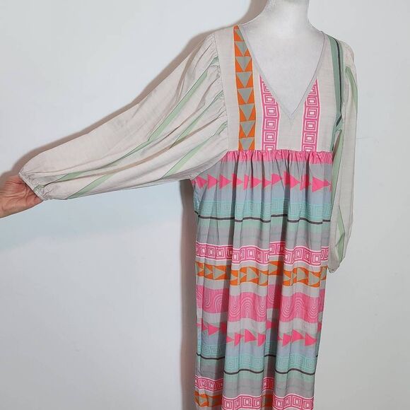 Pink and Gray Puff Sleeve Boho Print Oversized Midi Dress NWOT Size Medium - Picture 6 of 10